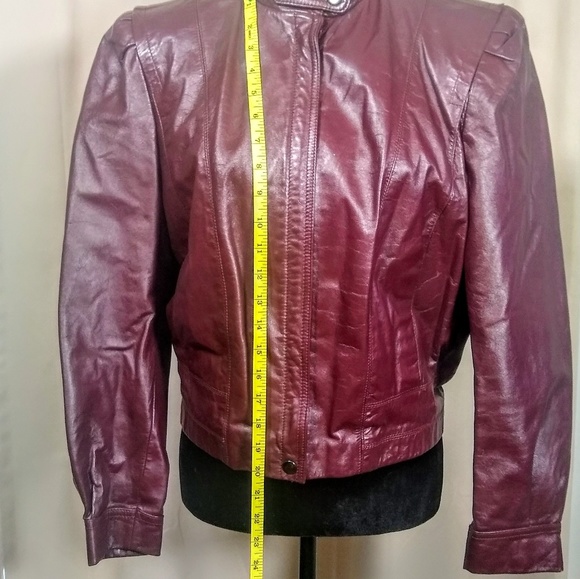 Maroon vintage leather jacket! - Picture 5 of 7